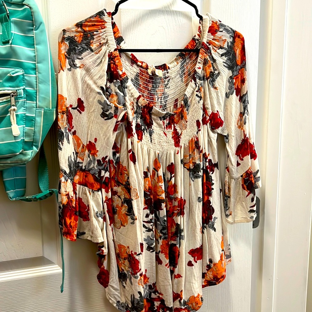 Cute floral Off the Shoulder Top